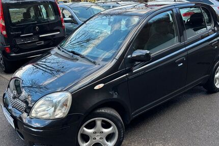 Toyota Yaris 144.000 km 2.950 &euro; Miltenberg 63897