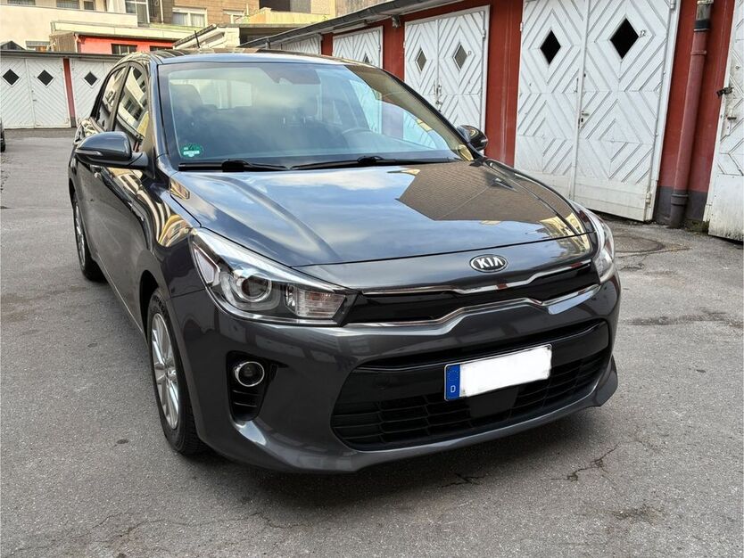 Kia Rio 159.478 km 7.490 € Wuppertal 42103