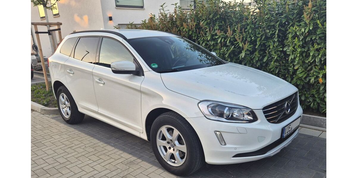 Volvo XC60 133.000 km 15.995 &euro; Pulheim 50259