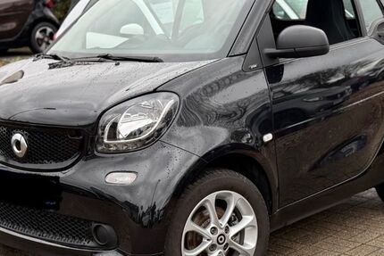 Smart ForTwo 108.000 km 9.000 &euro; Geesthacht 21502