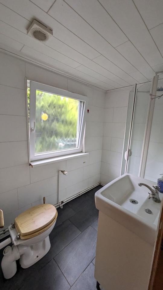 Wochenendhaus Tinyhouse Holzhaus in einem Wochenendgebiet