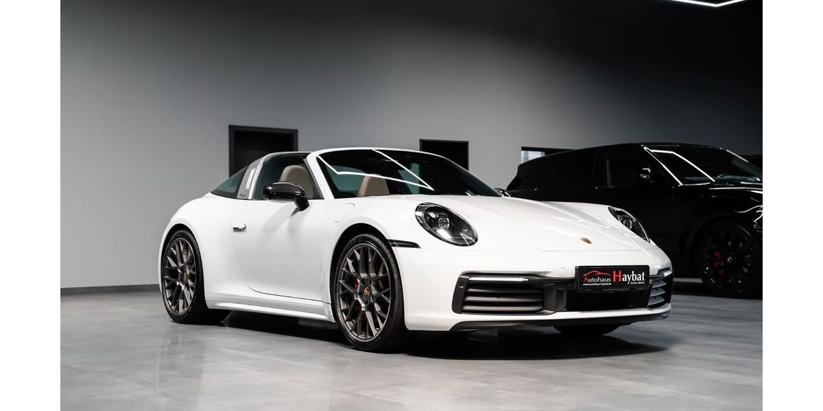 Porsche 992 64.000 km 139.950 &euro; Calw 75365