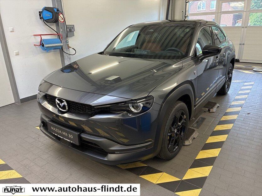 Mazda MX-30 2.166 km 34.490 € Marschacht 21436