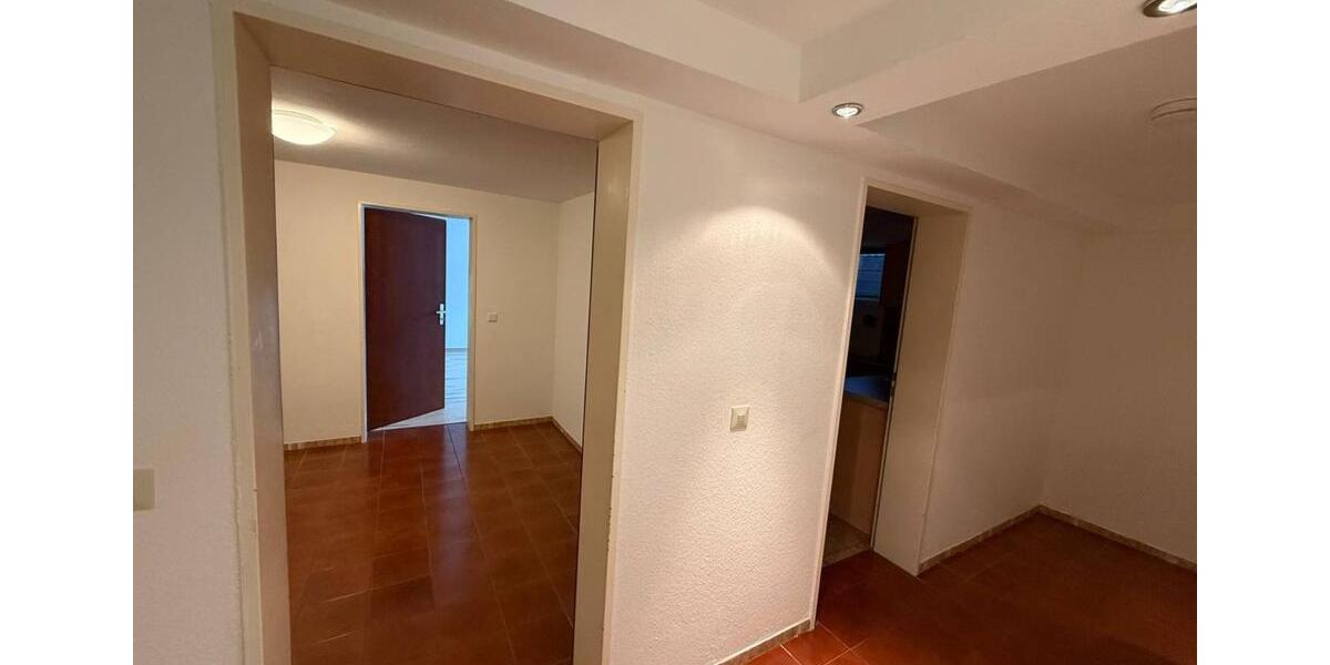 3-Zi. Wohnung in ruhiger Lage mit weitem landschaftlichen Blick 3 zimmer