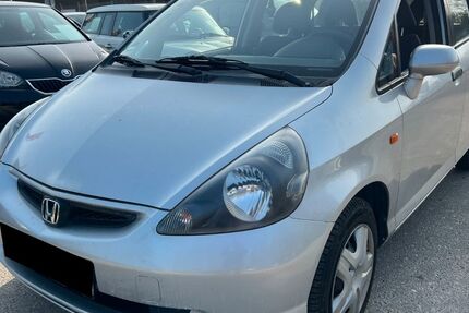 Honda Jazz 250.000 km 1.750 &euro; Freiburg im Breisgau 79108