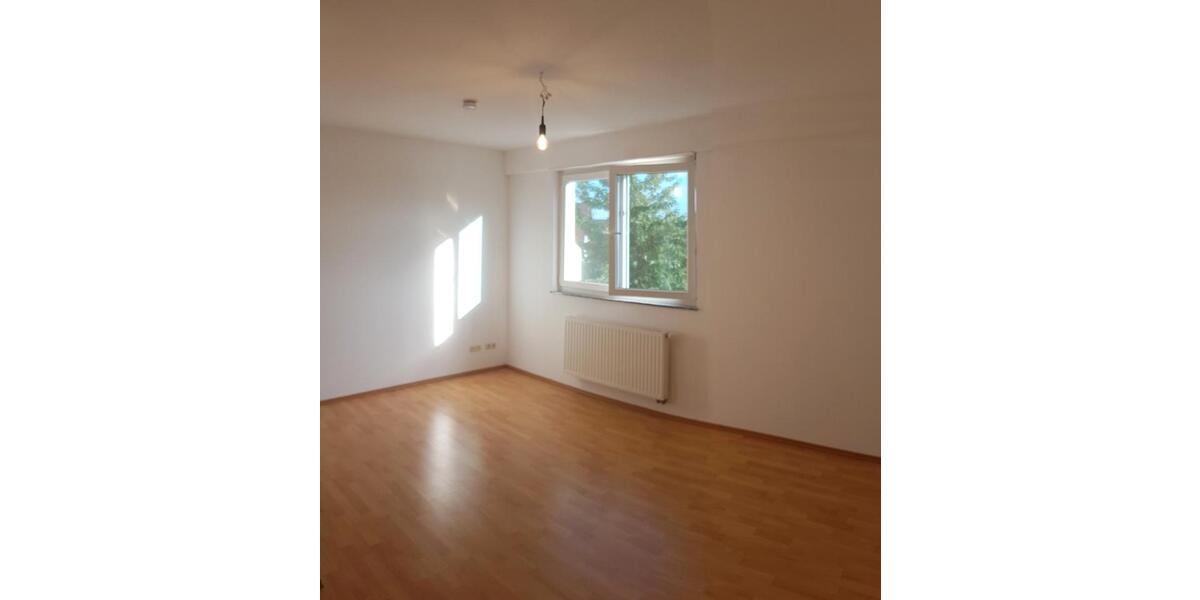Reihenhaus Haßfurt - 3 Zimmer, 82 m&sup2;, 850&euro; | Angebot:26677318