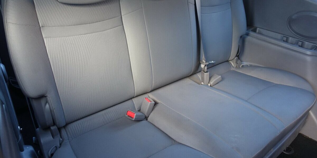 SsangYong Rodius 7-Sitzer Sitzheizung Ganzjahresreifen Alu 129.400 km 7.950 &euro; Neumarkt/OPf 92318