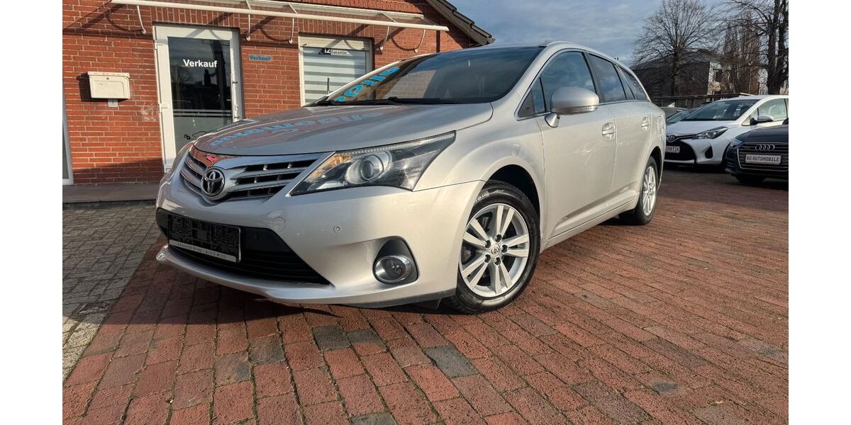 Toyota Avensis 261.028 km 4.900 &euro; Steinfeld 49439
