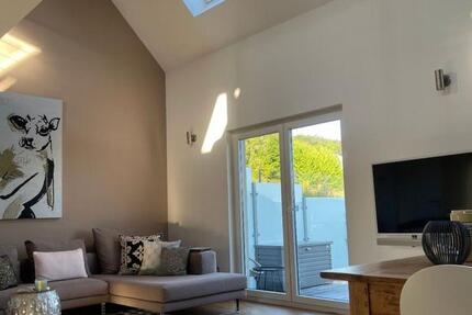 Wohnung Saarbrücken West - 3 Zimmer, 138 m&sup2;, 350.000&euro; | Angebot:25717035