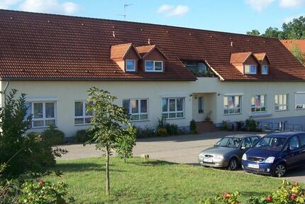 Gemütliche 2-Raum-Wohnung in ruhiger Stadtrandlage zimmer