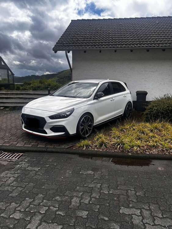 Hyundai i30 96.000 km 17.000 € bad laasphe 57334