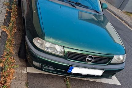 Opel Astra 172.208 km 1.111 &euro; Nidderau 61130