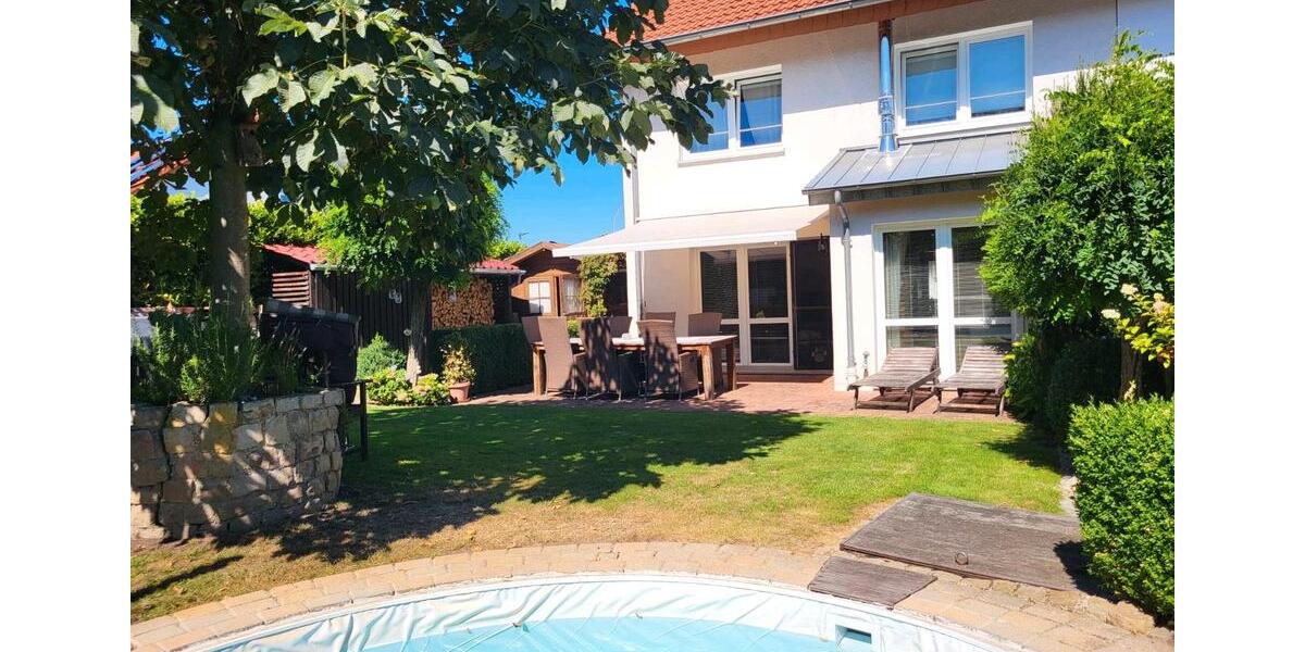 Doppelhaushälfte Leopoldshöhe - 6 Zimmer, 160 m&sup2;, 450.000&euro; | Angebot:26821796
