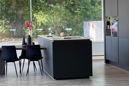 Hochwertige Verkaufsfläche in Top-Lage – Ideal für Küchenstudios, Innenausbau & Möbelausstatter zimmer