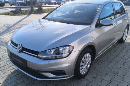 VW Golf 98.000 km 10.490 &euro; Hengersberg 94491