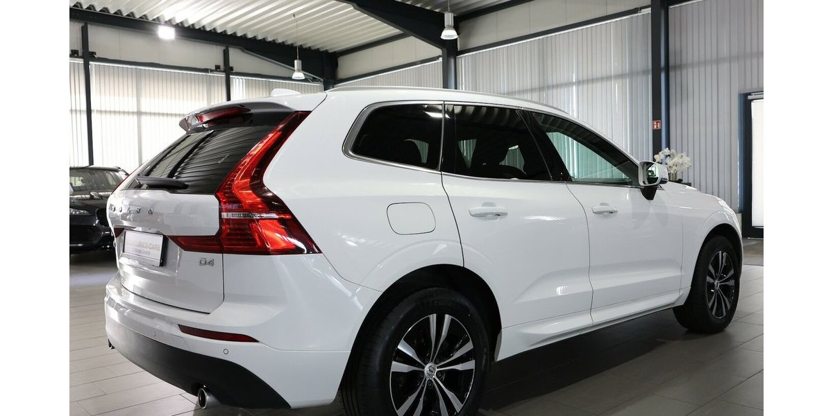 Volvo XC60 D4 MOMENTUM PRO / PANORAMA, MATRIX-LED 130.000 km 26.991 &euro; Hamm 59077