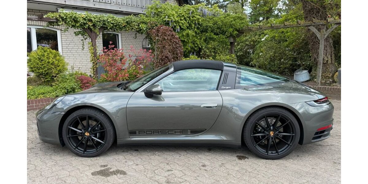 Porsche 992 26.500 km 147.900 &euro; Barver 49453