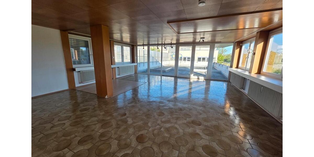 Etagenwohnung Kassel Bettenhausen - 3 Zimmer, 169 m&sup2;, 1.090&euro; | Angebot:26618607