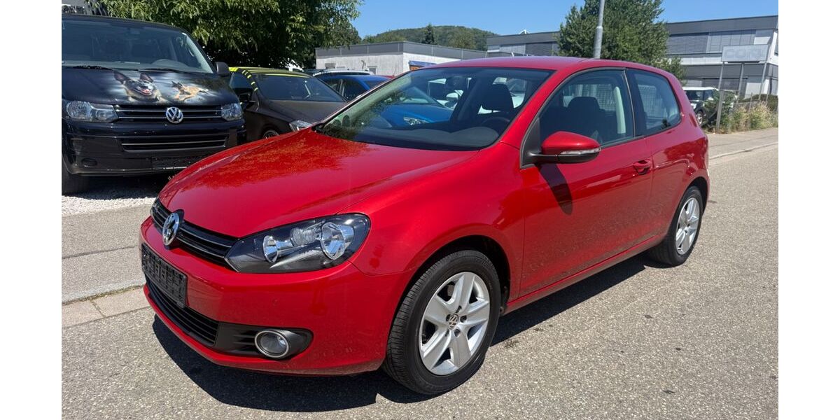 VW Golf 71.500 km 5.950 &euro; Lörrach-Haagen 79541