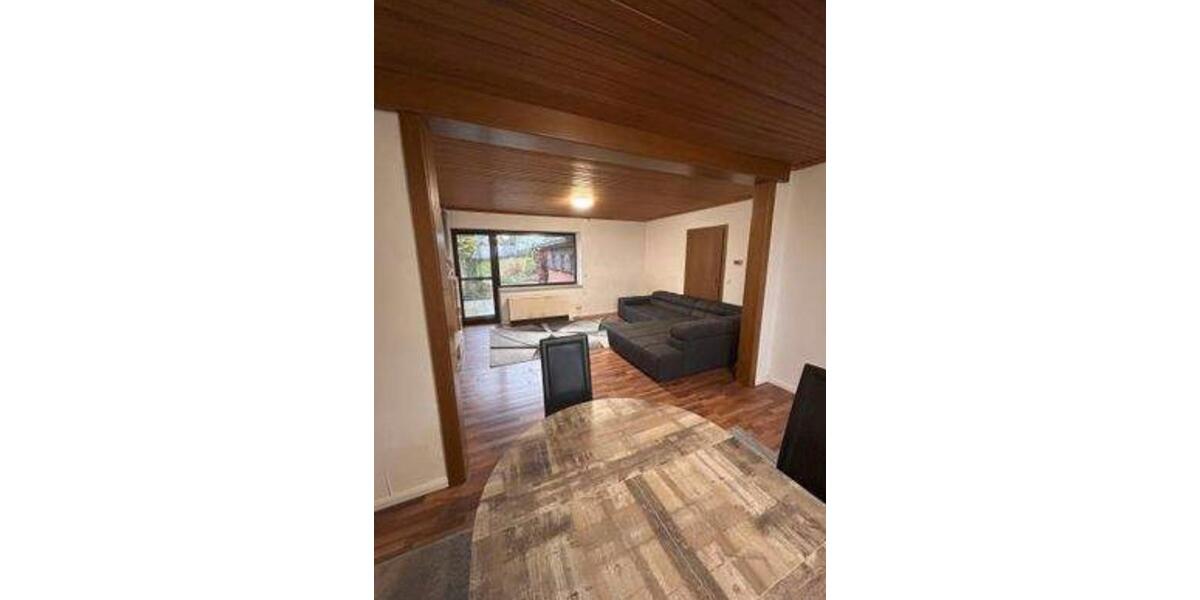 DHH nach Sanierung in Waldnähe zu vermieten 4 zimmer