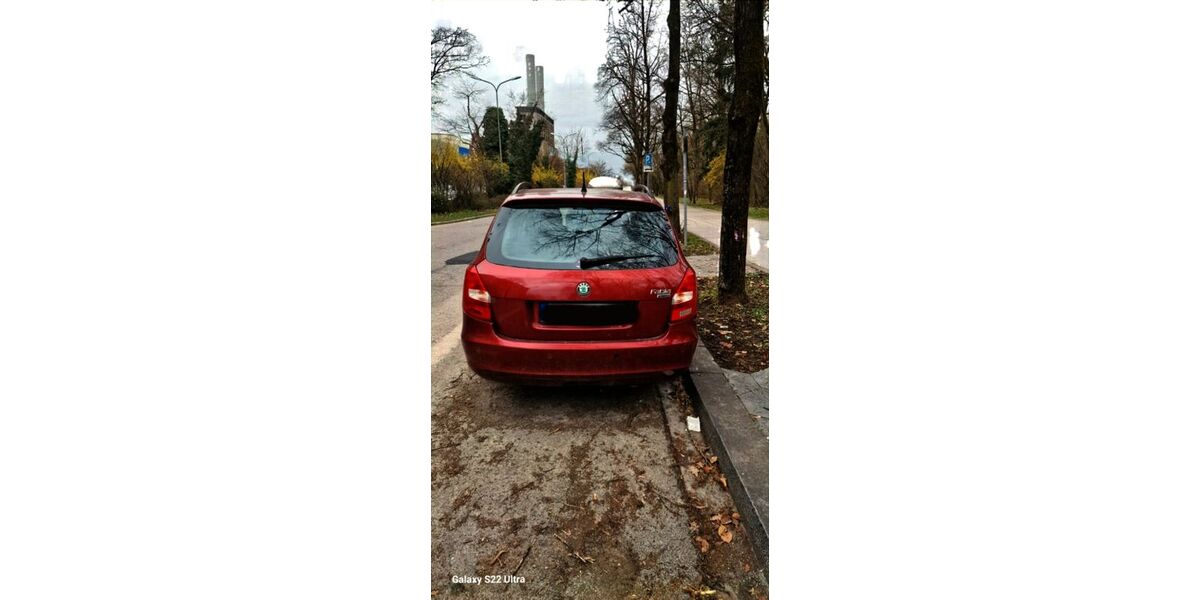 Skoda Fabia 207.000 km 1.300 &euro; München 81737