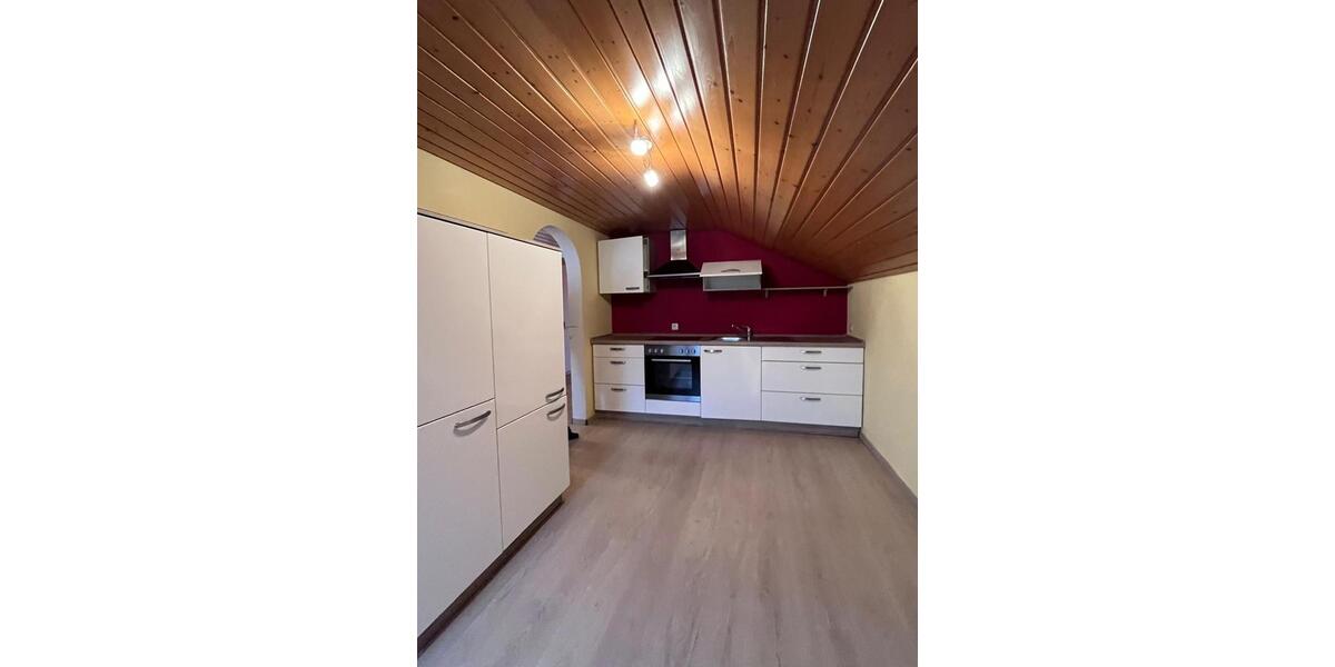 Etagenwohnung Hengersberg - 3 Zimmer, 67 m&sup2;, 600&euro; | Angebot:25440155