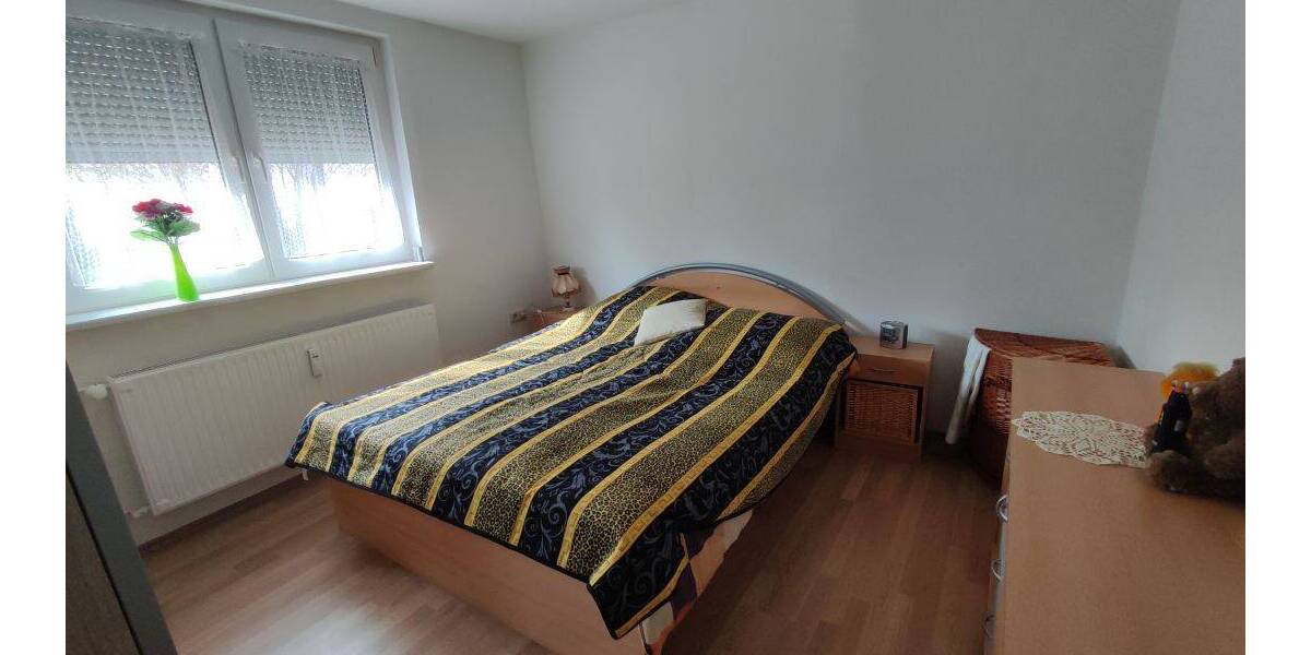 Zimmer Sonneborn - 2 Zimmer, 57 m&sup2;, 395&euro; | Angebot:26064382