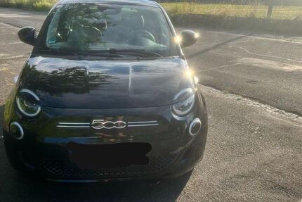 Fiat 500e 25.000 km 20.800 &euro; Offenbach 63071
