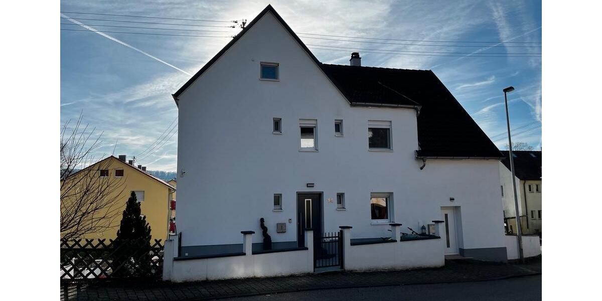 Mehrfamilienhaus, Wohnhaus Uhingen - 12 Zimmer, 340 m&sup2;, 785.000&euro; | Angebot:26669517