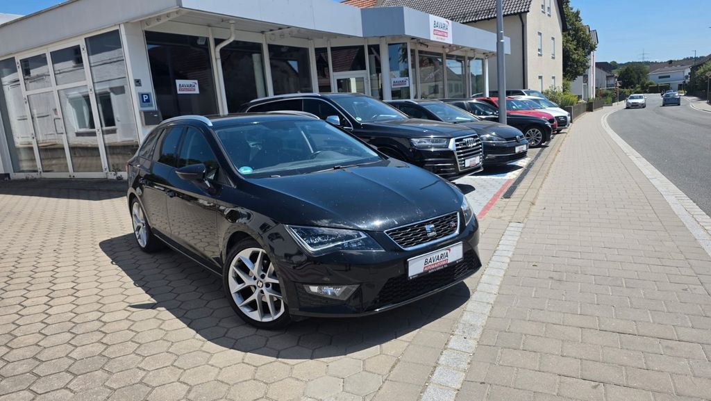 Seat Leon 152.357 km 8.999 &euro; Aichach Klingen 86551