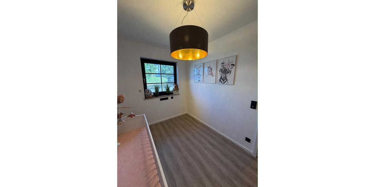 Bungalow Naila - 5 Zimmer, 225 m&sup2;, 390.000&euro; | Angebot:27130733
