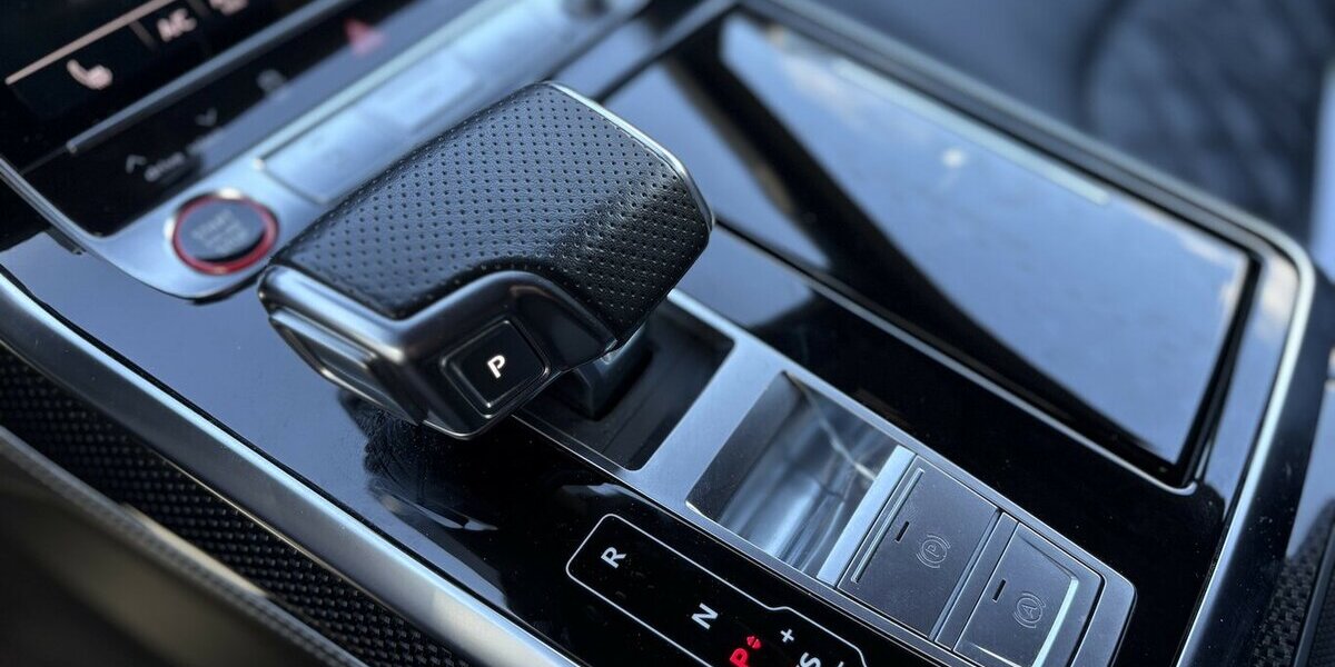 Audi SQ8 4.0 TFSI quattro HUD/MATRIX/MEMORY/360°/B&O 57.619 km 74.800 &euro; Villingen-Schwenningen 78054
