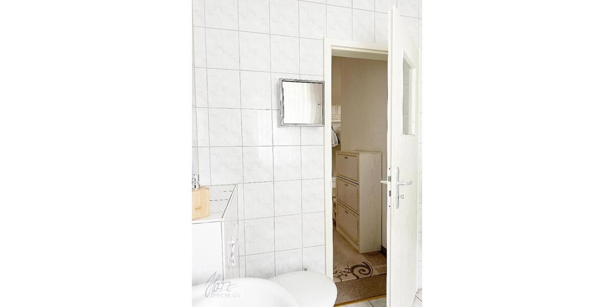 Etagenwohnung Riesa Neuweida - 2.5 Zimmer, 60 m&sup2;, 395&euro; | Angebot:26400674