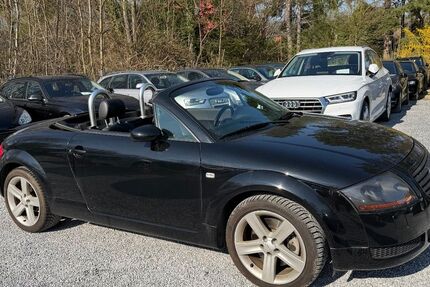 Audi TT 99.000 km 7.999 &euro; Detmold 32758