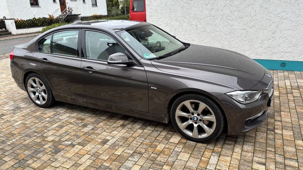 BMW 320 266.000 km 9.999 € Röttenbach 91187