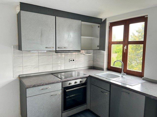 Dachgeschoßwohnung Lohfelden - 4 Zimmer, 135 m&sup2;, 1.350&euro; | Angebot:26663717