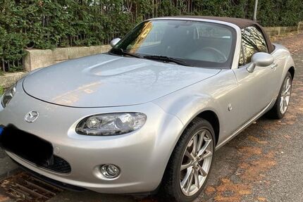 Mazda MX-5 166.000 km 7.950 &euro; Wiesbaden 65183