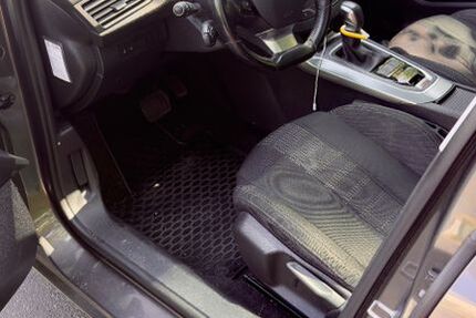 Peugeot 308 232.000 km 6.499 € Homberg 34576