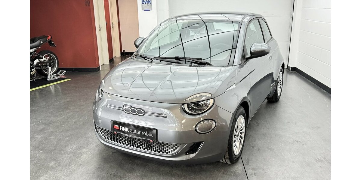 Fiat 500e Action Carplay Android Sitzheizung 25.300 km 12.930 &euro; Lich 35423