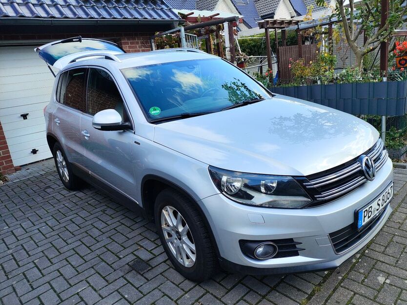 VW Tiguan 166.087 km 10.900 € Bielefeld 33689