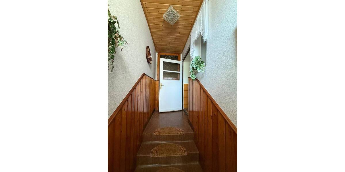 Doppelhaushälfte Hartmannsdorf b Chemnitz - 5 Zimmer, 120 m&sup2;, 169.000&euro; | Angebot:26473203