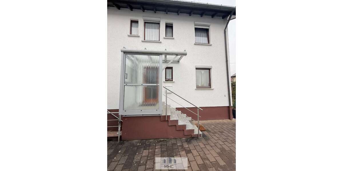 Haus zum Kaufen in Schwäbisch Gmünd 373.900 € 180 m² 10 zimmer