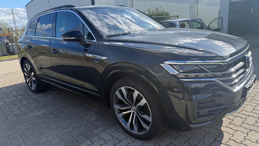 VW Touareg 262.000 km 26.750 &euro; Lübeck 23556
