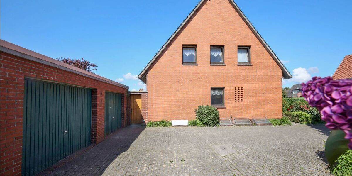 Mehrfamilienhaus, Wohnhaus Zetel Neuenburg - 6 Zimmer, 135 m&sup2;, 295.000&euro; | Angebot:26825651