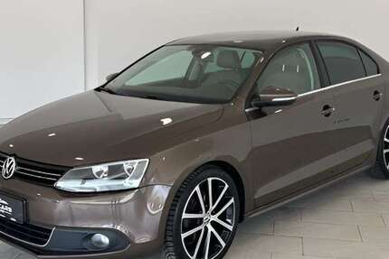 VW Jetta 90.000 km 12.790 &euro; Hamburg 22043