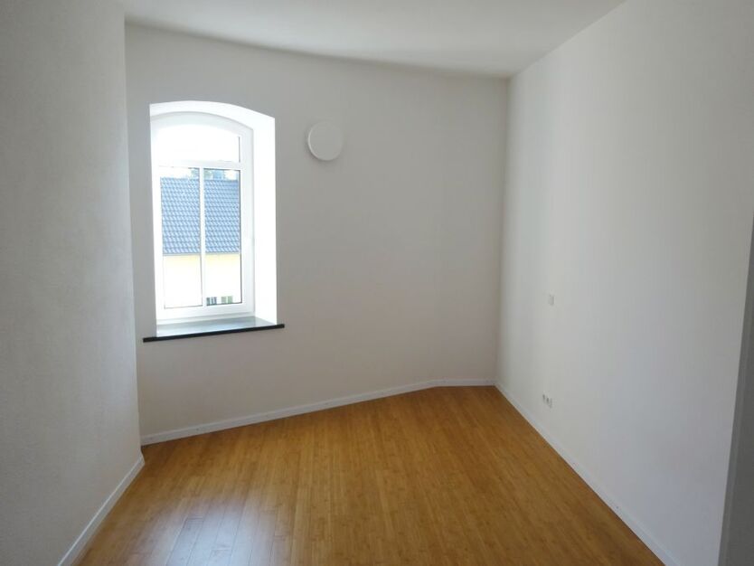 3 Altbau Loft Wohnungen am Lech: 73+82+64 qm, kernsaniert, Balkon, Parkett, Küche, ruhig, nähe KUKA, provisionsfrei