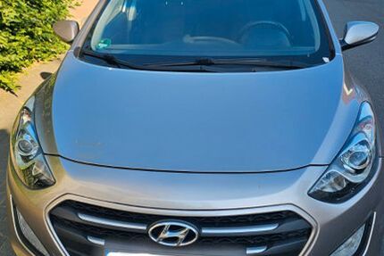 Hyundai i30 108.000 km 8.000 &euro; Ginsheim-Gustavsburg 65462