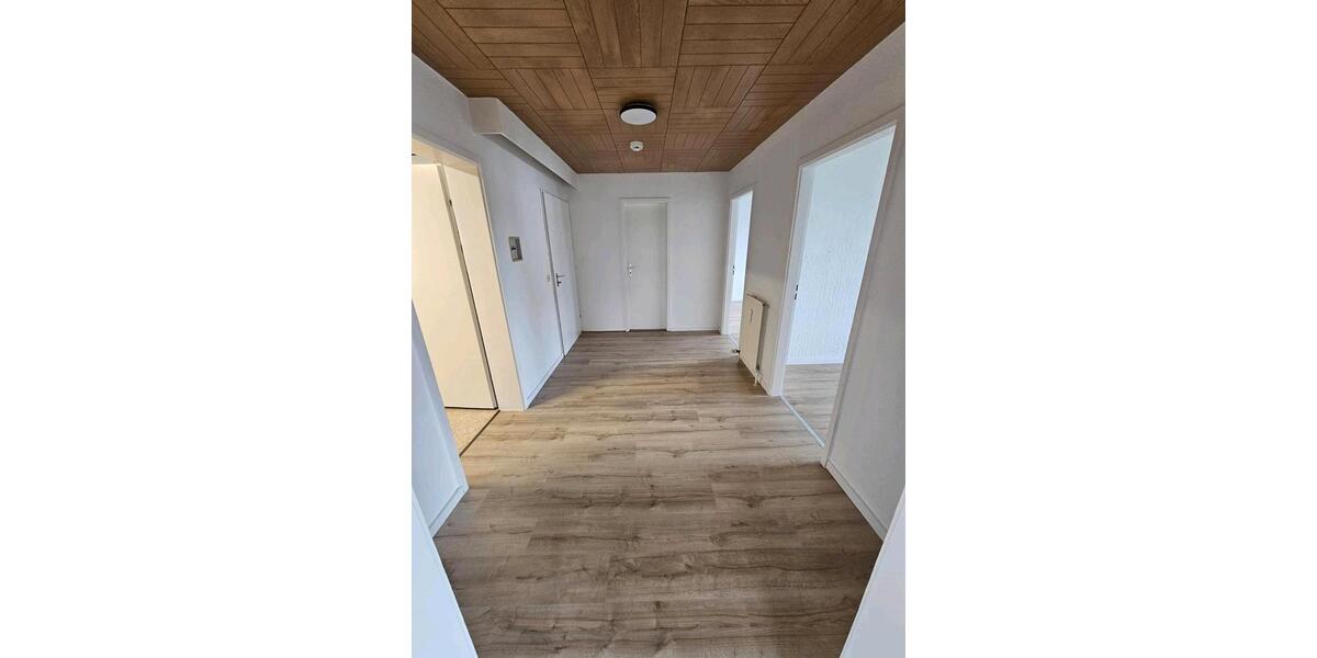 Etagenwohnung Süßen - 3 Zimmer, 74 m&sup2;, 1.292&euro; | Angebot:26497845