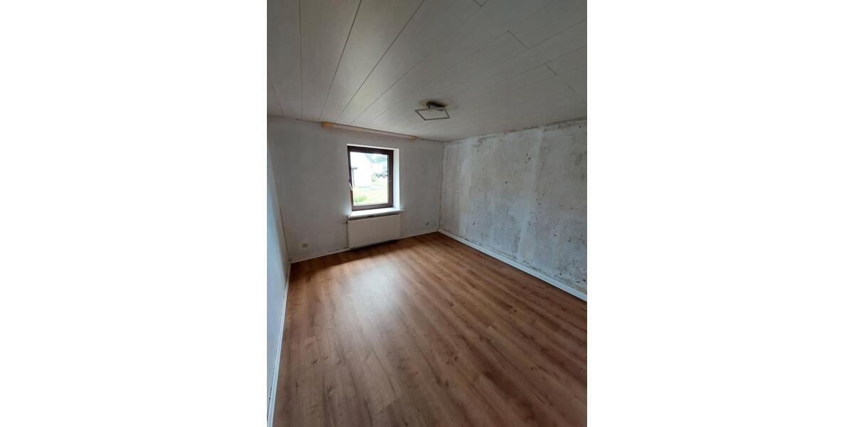Einfamilienhaus Hemmoor - 4 Zimmer, 135 m&sup2;, 225.000&euro; | Angebot:27269830