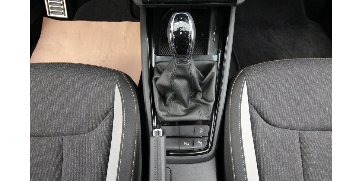 Skoda Kamiq TSI OPF DSG Style Plus NAVI+LED+ACC+ALU17 24.236 km 20.900 &euro; Hagenow 19230